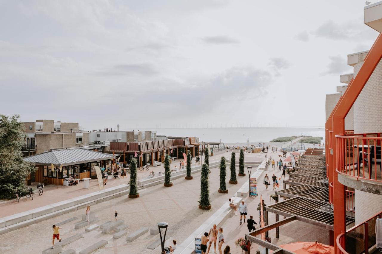 Stijlvol Appartement Op Strand Makkum Bagian luar foto
